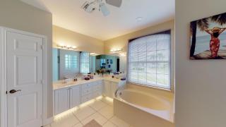 Updates!! Gorgeous Waterfront 3 Bed 2 Bath Home w/ Pool/Spa on Quiet Block!! - Marco Island - 6