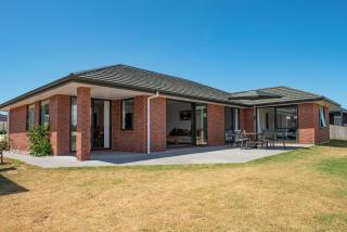 The Waterfront Ruakaka - Ruakaka Holiday Home - 8