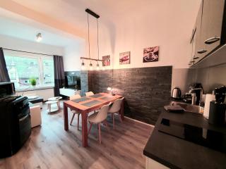 Moderne Wohlfühloase zentral in Seenähe - Pillow menu, 2 Stk 55" Smart TVs, NETFLIX, DisneyPlus uvm - 8