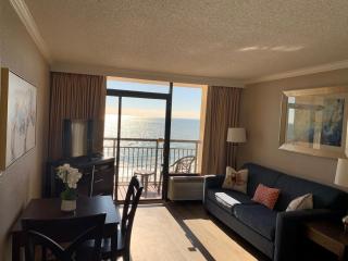 Paradise Found Oceanfront Condo - Myrtle Beach - 8