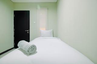 Spacious and Comfy 2BR Nifarro Park Apartment By Travelio - 8