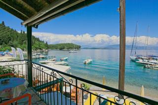 Olgas Cottage: Stone house on the beach - Kéntroma - 7