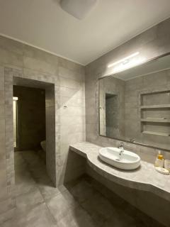 Hotel Obolon - Kiev - 5