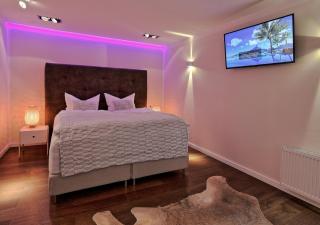 Thiel Apartments - 1