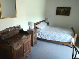 Wisteria Cottage - 2