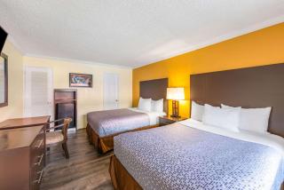 Econo Lodge Beach and Boardwalk - Atlantic City - 9