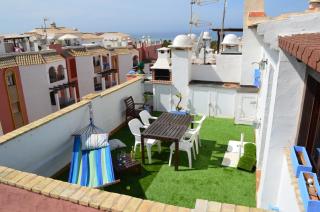 BONITO ÁTICO AIRE ACONDICIONADO y BARBACOA - Zahara de los Atunes - 8