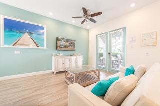 A Wave From It All Cottage With Private Pool Near Disney And Margaritaville Resort & Island H2O Access - 8039Su - 4