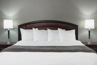 Viscount Gort Hotel, Banquet & Conference Centre - 1