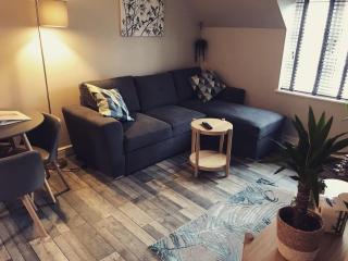Clarabel's Guest House- The Cranny - 6