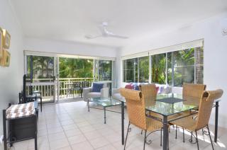 Driftwood Mantaray - Official Onsite Reception and Check In - Port Douglas - 4