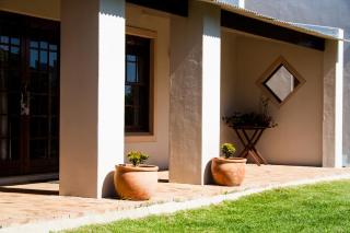 Hilton House - Pringle Bay - 8