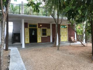 The Brick House - Hikkaduwa - 0