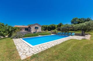 Holiday house DAJANA - Strilčići - 9