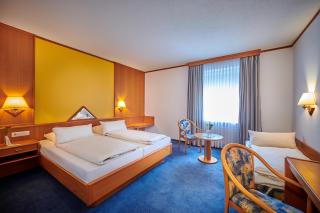 Hotel Gasthof zur Post - Lauf an der Pegnitz - 2