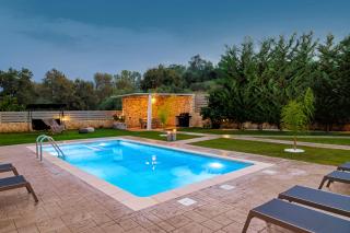 Kagiemar Luxury House - Perivólia - 8