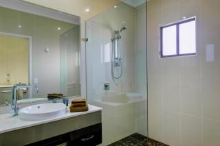 Western Downs Motor Inn - Miles - 2