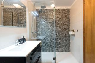 LovelyStay - The Porto Getaway Duplex - Free Parking - Porto - 3