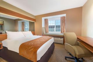 Microtel Inn & Suites - Raton - 5