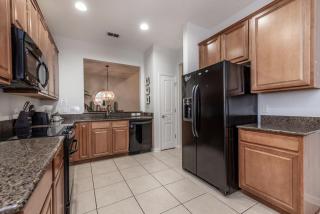 Spacious Home wPrivate PoolSpa & FREE Waterpark - Orlando - 7