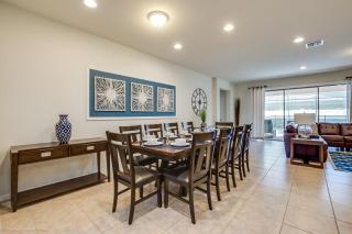 Villa w Private Pool FREE Resort Access - Kissimmee - 7