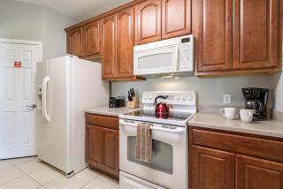 Beautiful Vista Cay Condo, Near I-Drive - 5