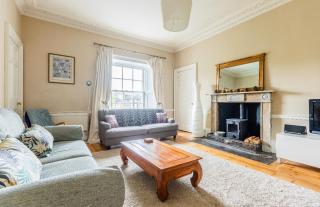 New Town Apartment with Castle View - Edimburgo - 7