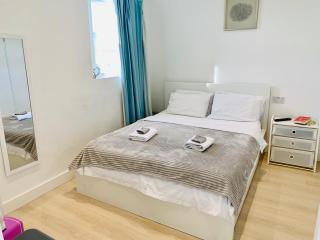 Quiet cosy rooms - Harrow - 5