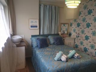 Self Contained Rooms in Central Torquay - Torquay - 9