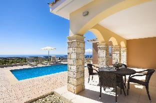 Club St. George - 7