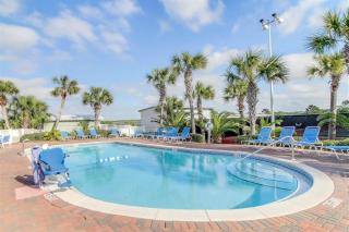 Pinnacle Port Beach Resort - Panama City Beach - 9