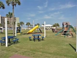 Pinnacle Port Beach Resort - Panama City Beach - 1