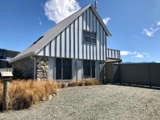 Family Apartment with Mountain Views - Twizel - 3