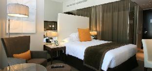 Yas Plaza Circuit by IHG - 3