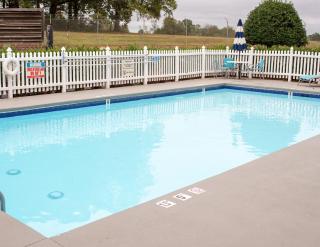 Holiday Inn Express Hotel & Suites Conover - Hickory Area by IHG - Conover - 3