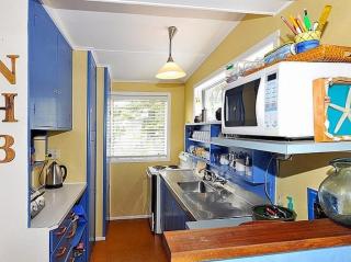 Carmens Beachside Bach - Waihi Beach Bach - Waihi Beach - 6