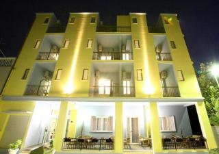 Hotel Miramare - Marotta - 9