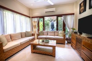 Villa Seriska Seminyak - Seminyak - 1
