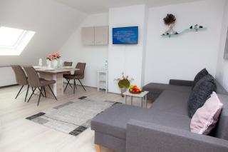T&K Apartments near Messe Fair Trade Düsseldorf und Airport 3B - Duisburg - 6