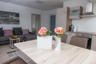 T&K Apartments near Messe Fair Trade Düsseldorf und Airport 3B - Duisburg - 5