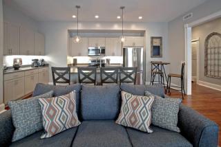 Newly Renovated 4 bed 3 bath and 2 Parking Spots - 5