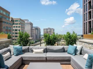 Global Luxury Suites at Reston Town Center - 9
