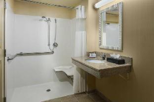 Roosevelt Grand Dakota SureStay Collection by Best Western - Dickinson - 4