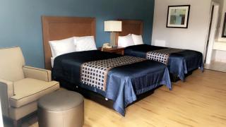 Relax Inn Savannah - 2