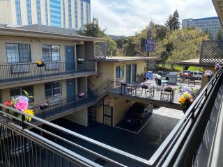 Westwind Lodge - Oakland - 8