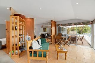 Beach Front, Palms Beach House - Kaiteriteri House - Tasman - 9
