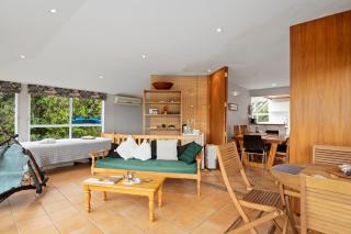 Beach Front, Palms Beach House - Kaiteriteri House - Tasman - 5
