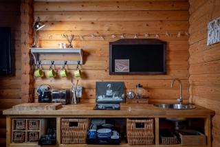 Redlands Country Lodge Apartments with Hot Tubs - 6