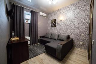 HOLLYWOOD - Poltava - 3