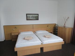 Hotel Lux - České Budějovice - 3